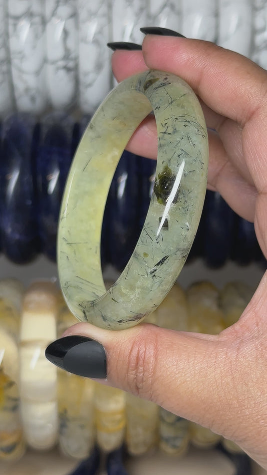 Prehnite Bangle 62.3mm