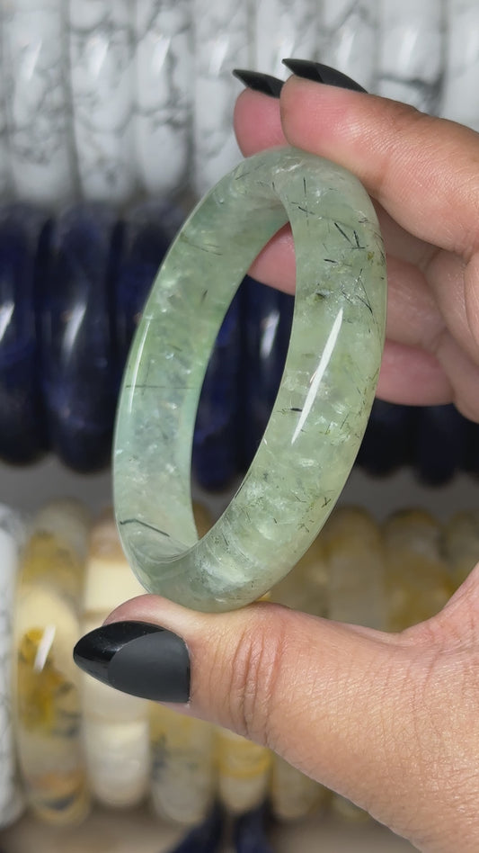 Prehnite Bangle 58.5mm