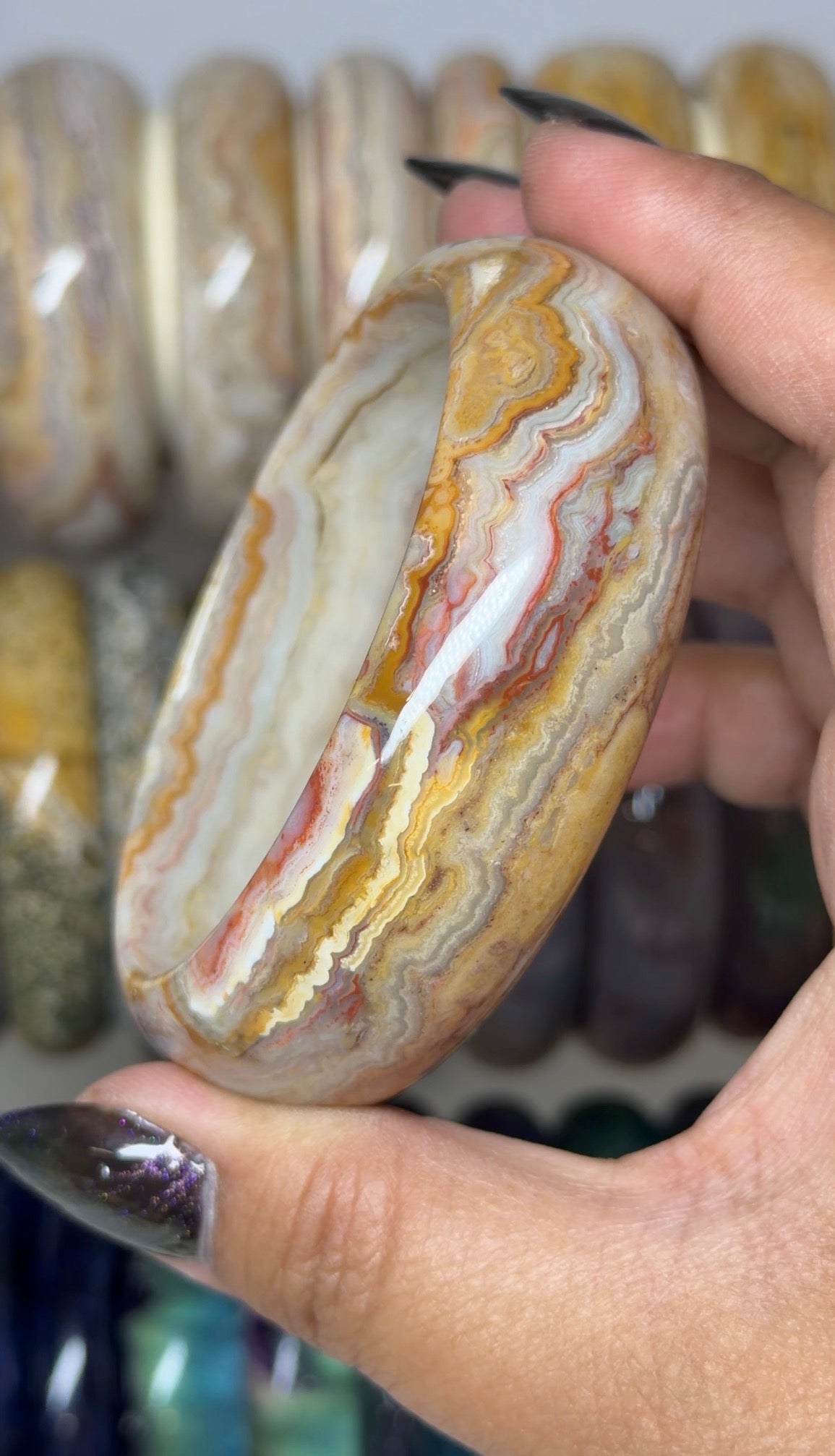 Laguna Lace Agate Bangle 61.1mm