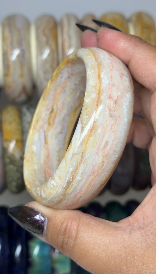 Laguna Lace Agate Bangle 62.5mm