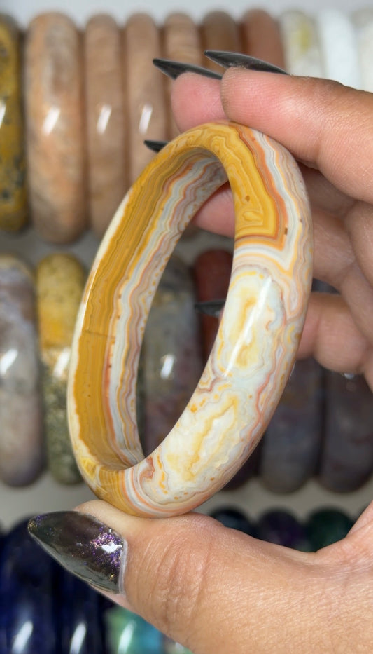 Laguna Lace Agate Bangle 57.7mm