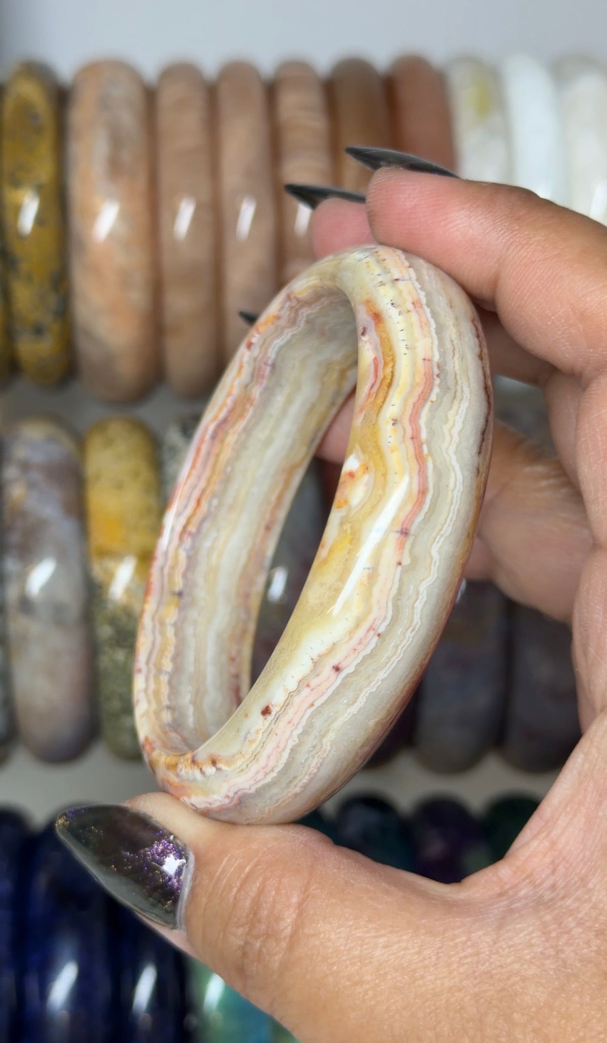 Laguna Lace Agate Bangle 62.5mm – ilovebangles