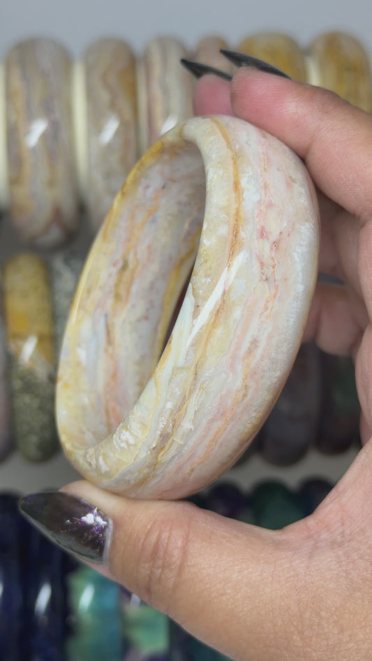 Laguna Lace Agate Bangle 62.5mm