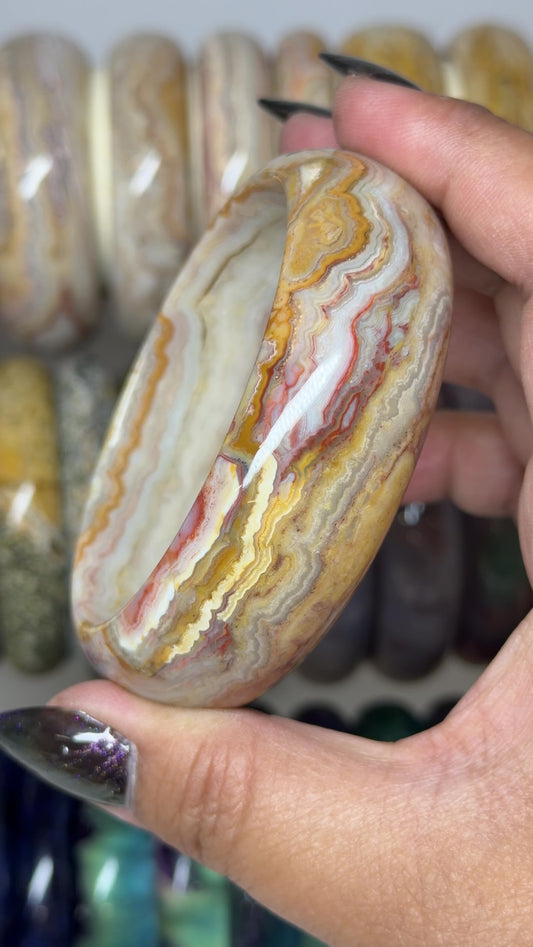 Laguna Lace Agate Bangle 61.1mm